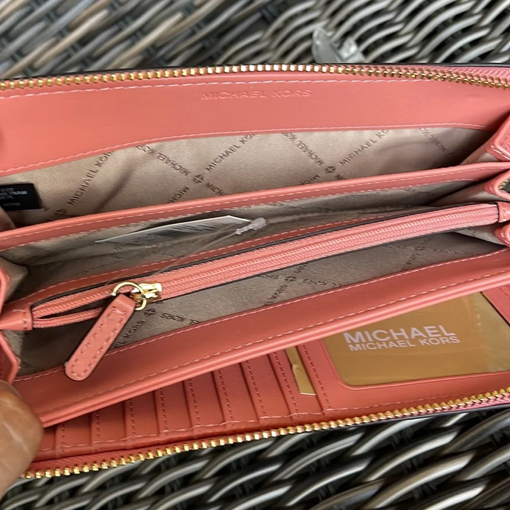 Michael Kors Jet Set Travel Large Travel CONTINENTAL Sherbert